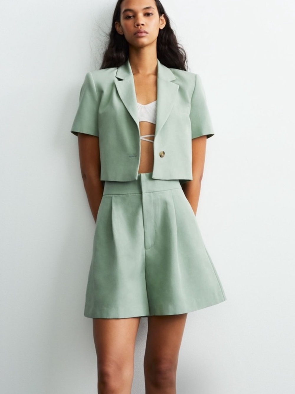 Zara linen blend shorts and blazer sage green size XS